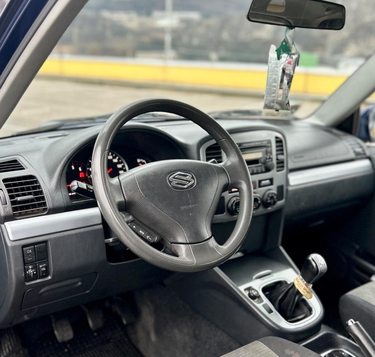 Suzuki Grand Vitara 2.0 TD 16V 3 porte 107.000km