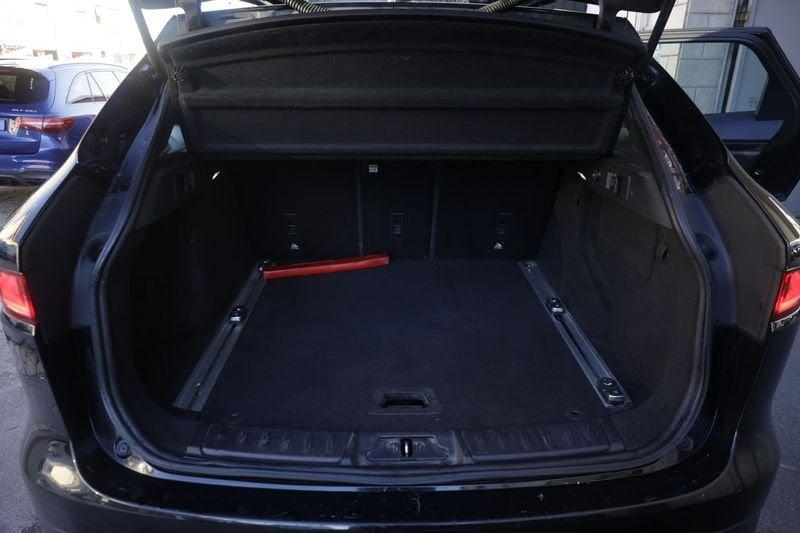 Jaguar F-Pace Jaguar F-Pace 2.0 D 180 CV AWD aut. R-Sport Unicoproprietario