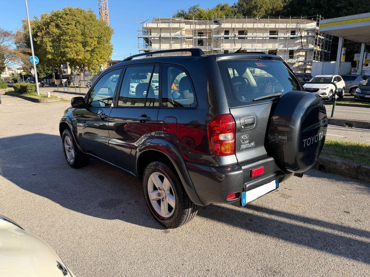 TOYOTA - RAV4 - 2.0 Tdi D-4D 5 porte Sol