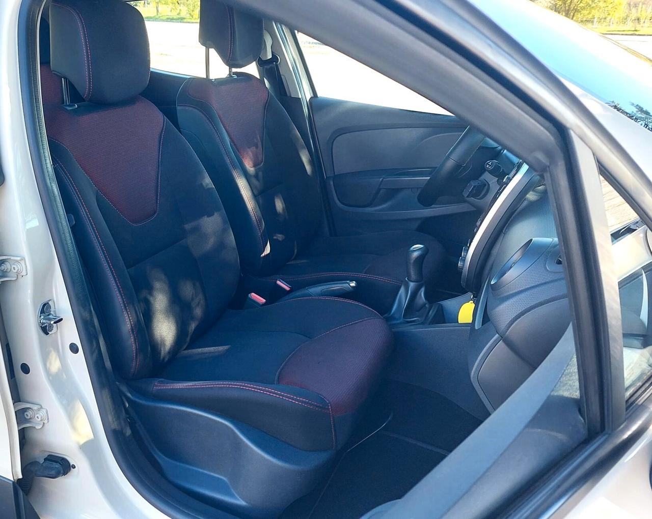 RENAULT CLIO - PARI AL NUOVO -1.5 DIESEL- EURO 6 B