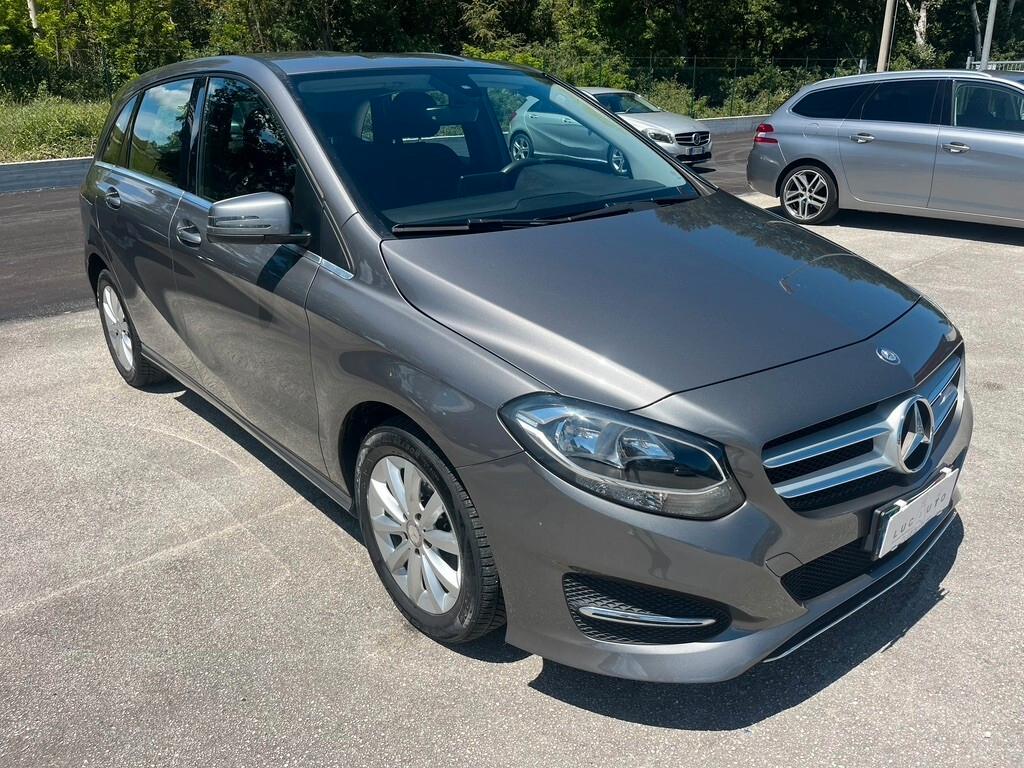 Mercedes-benz B 180 SPORT......SOLI 75000KM
