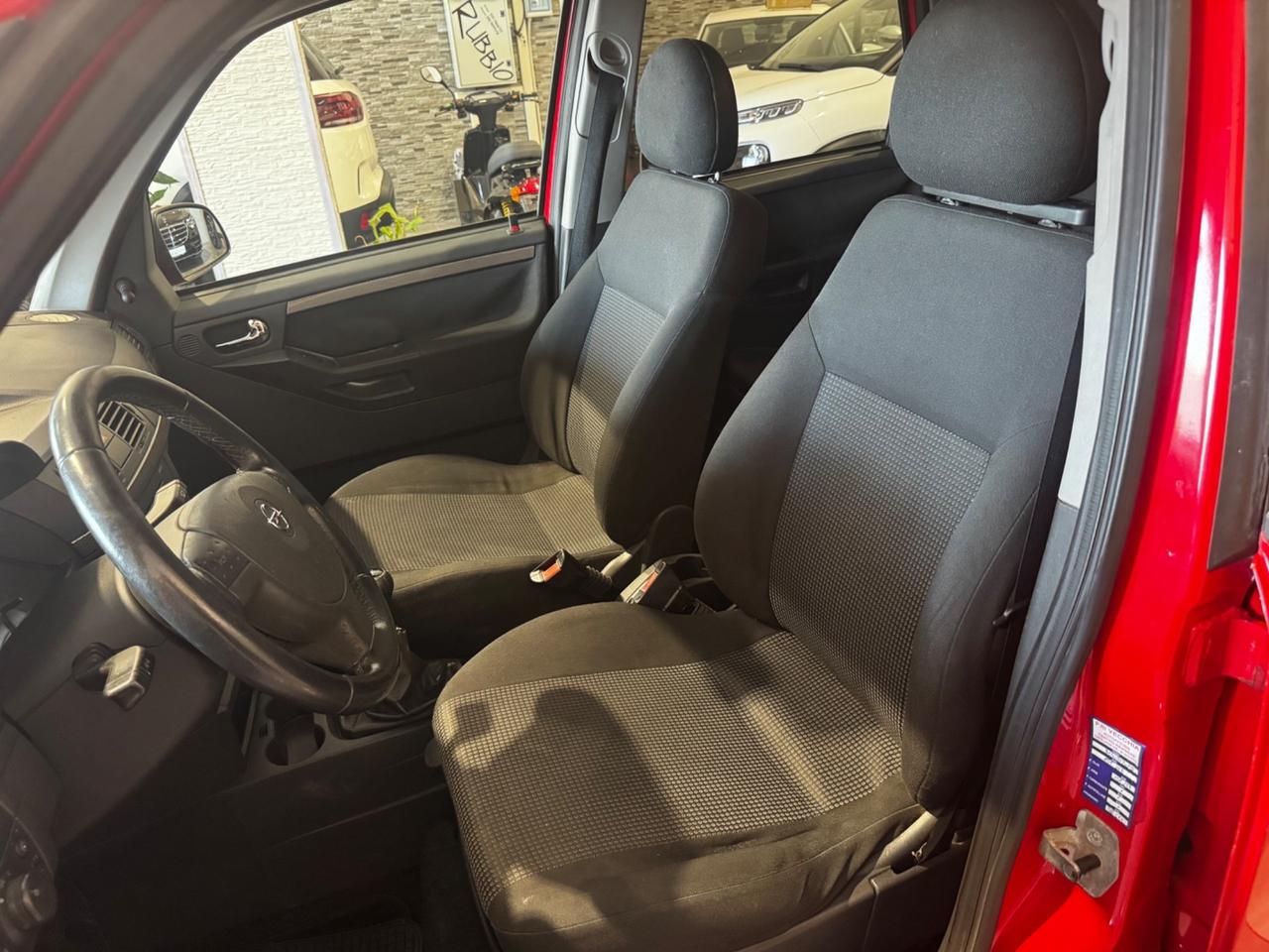 Opel Meriva 1.4 16V GPL-TECH Club