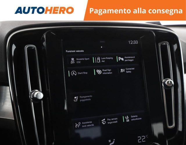 VOLVO XC40 T2 Geartronic Momentum Pro