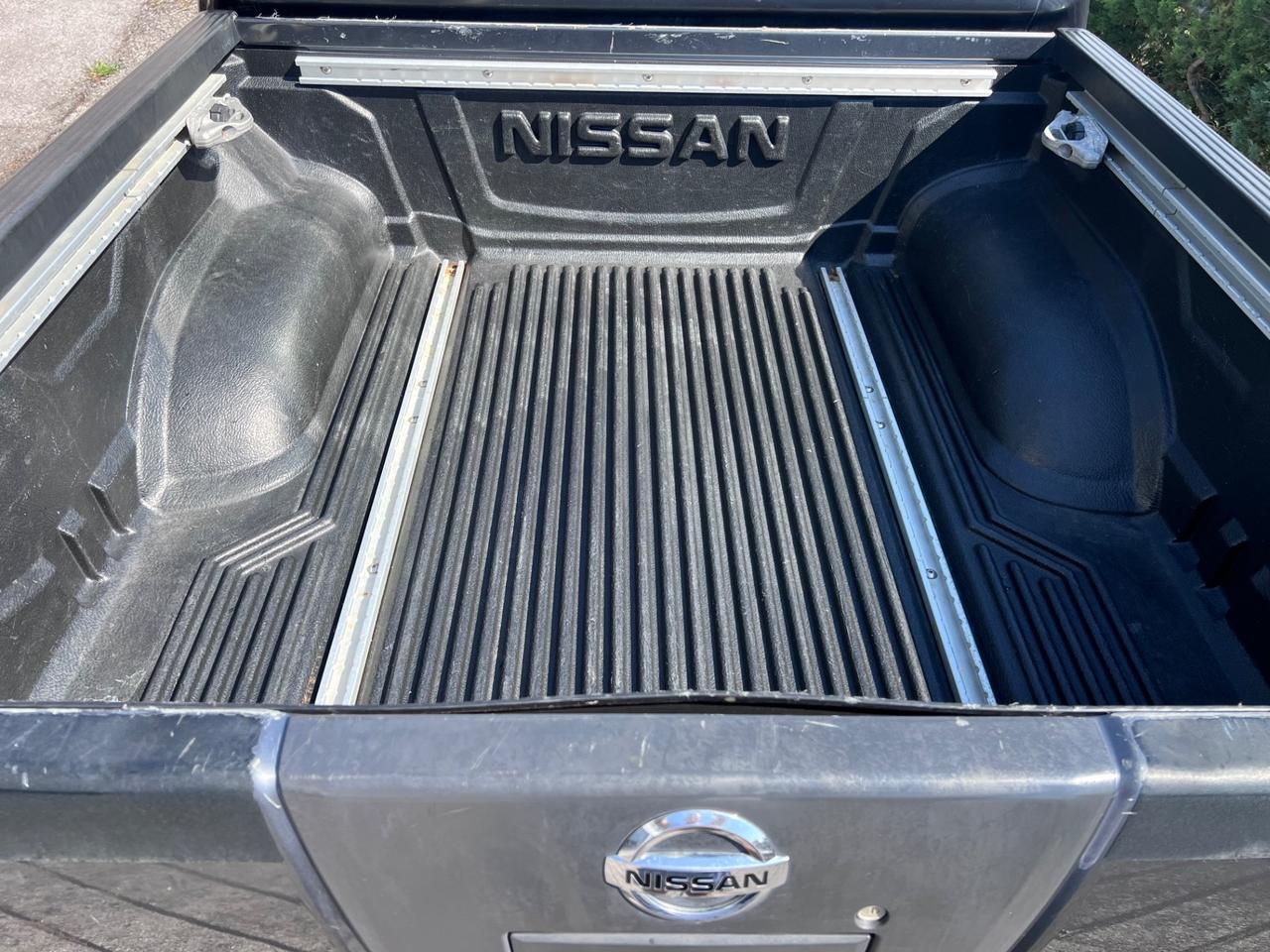 Nissan Navara 2.5 dCi 190CV 4 porte Double Cab LE Plus Restyling