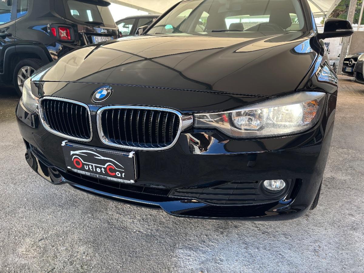 BMW - Serie 3 - 320d Business aut.