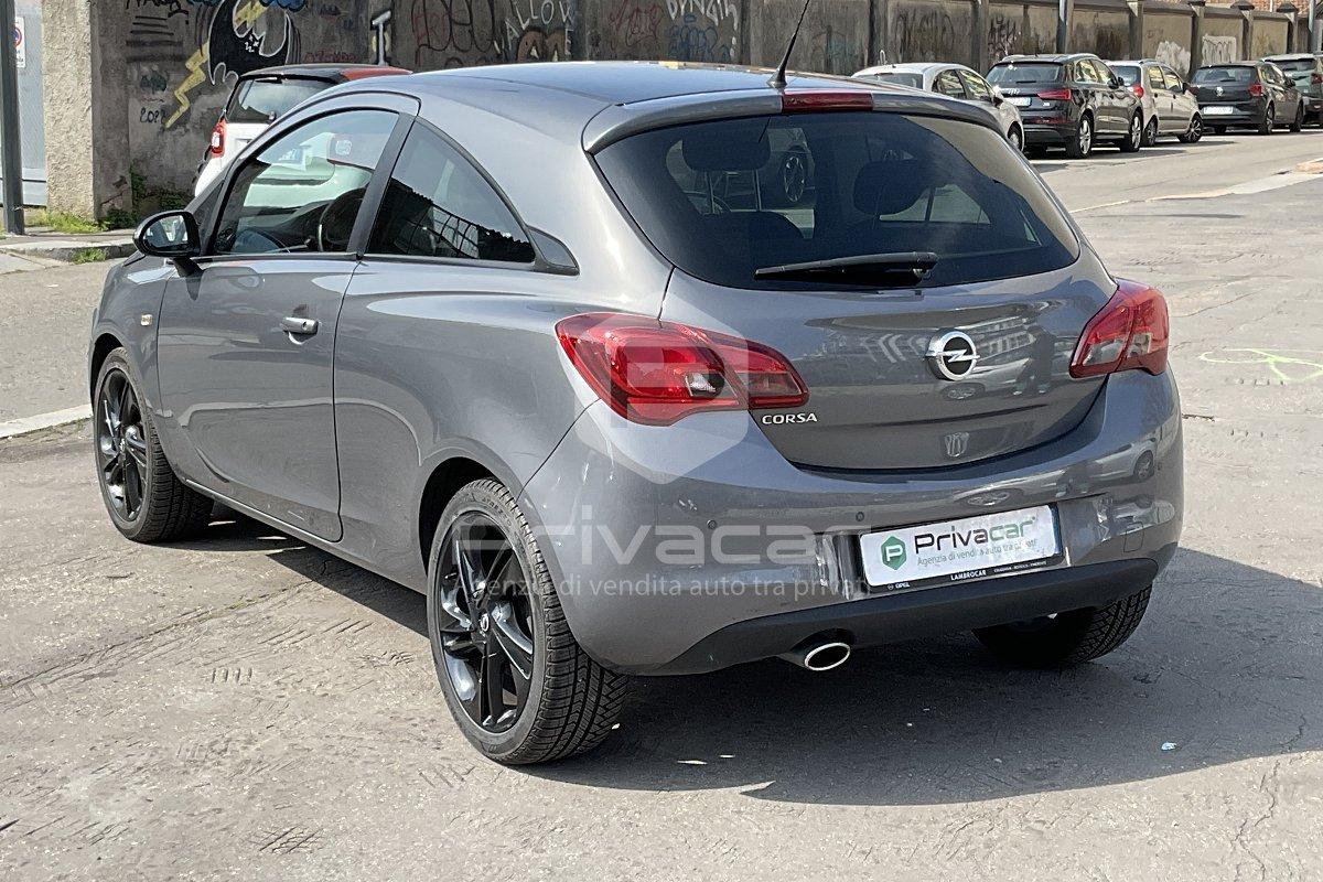 OPEL Corsa 1.2 Coupé b-Color