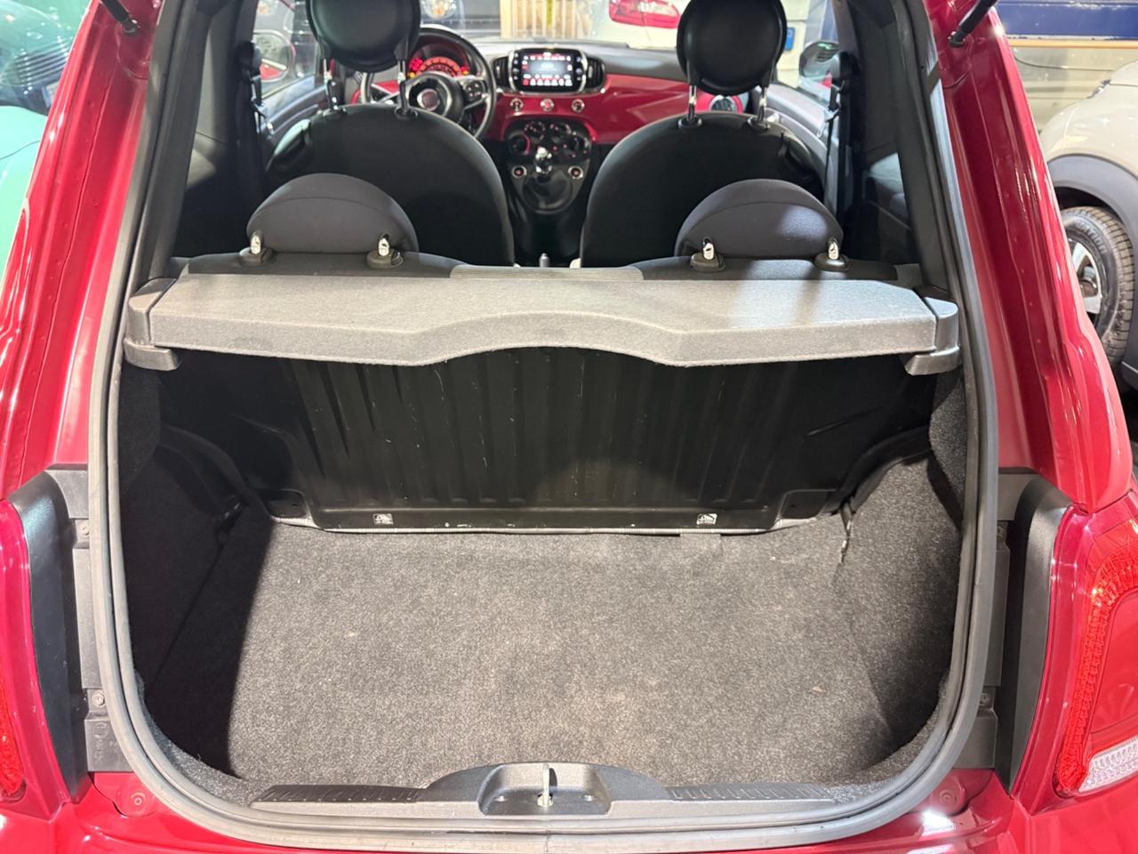 Fiat 500 1.0 Hybrid Red