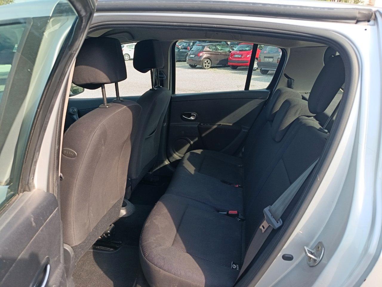 Renault Clio 1.2 Confort
