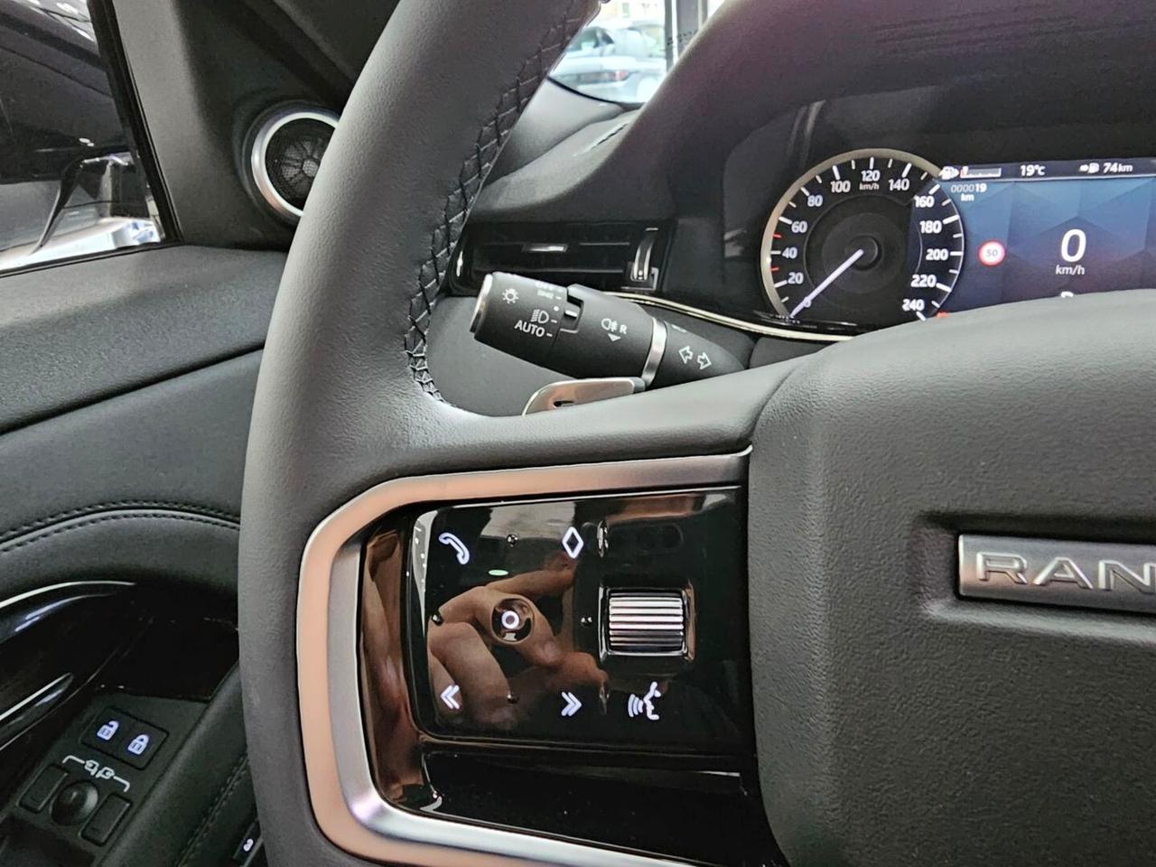 Land Rover Range Evoque 2.0D I4 163 CV AWD Auto R-Dynamic SE