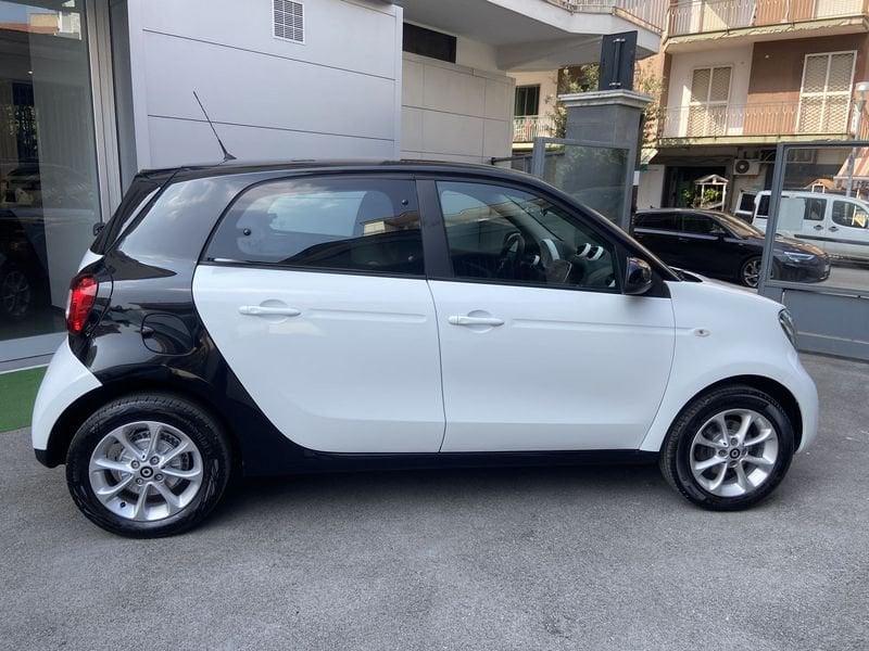 smart forfour 1.0 71 cv Youngster - 4D-23