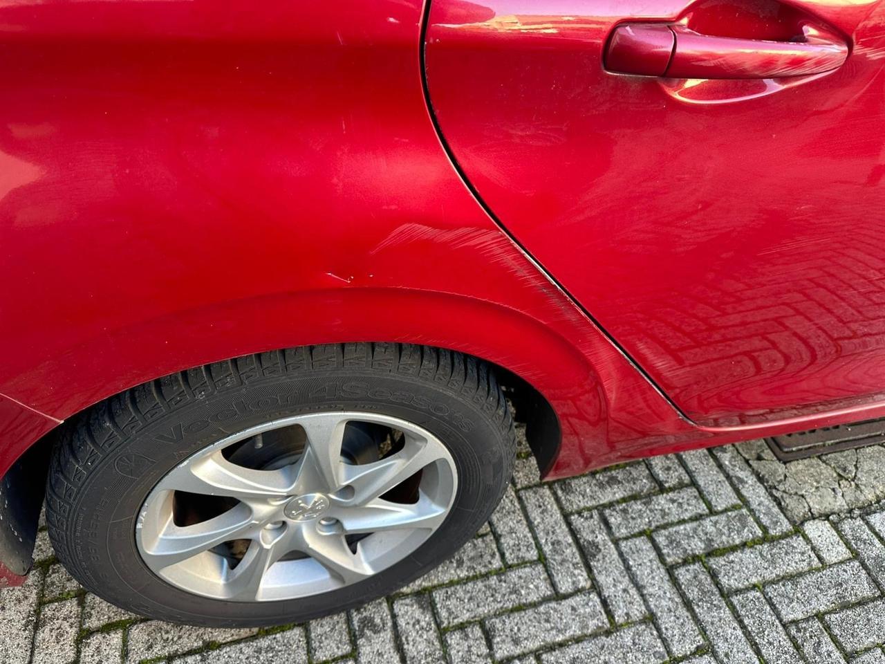 Peugeot 208 1.4 HDi OK NEOPATENTATI