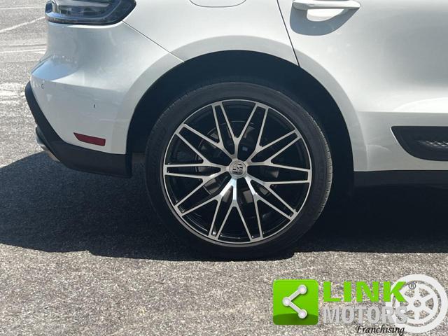 PORSCHE Macan 2.0 T