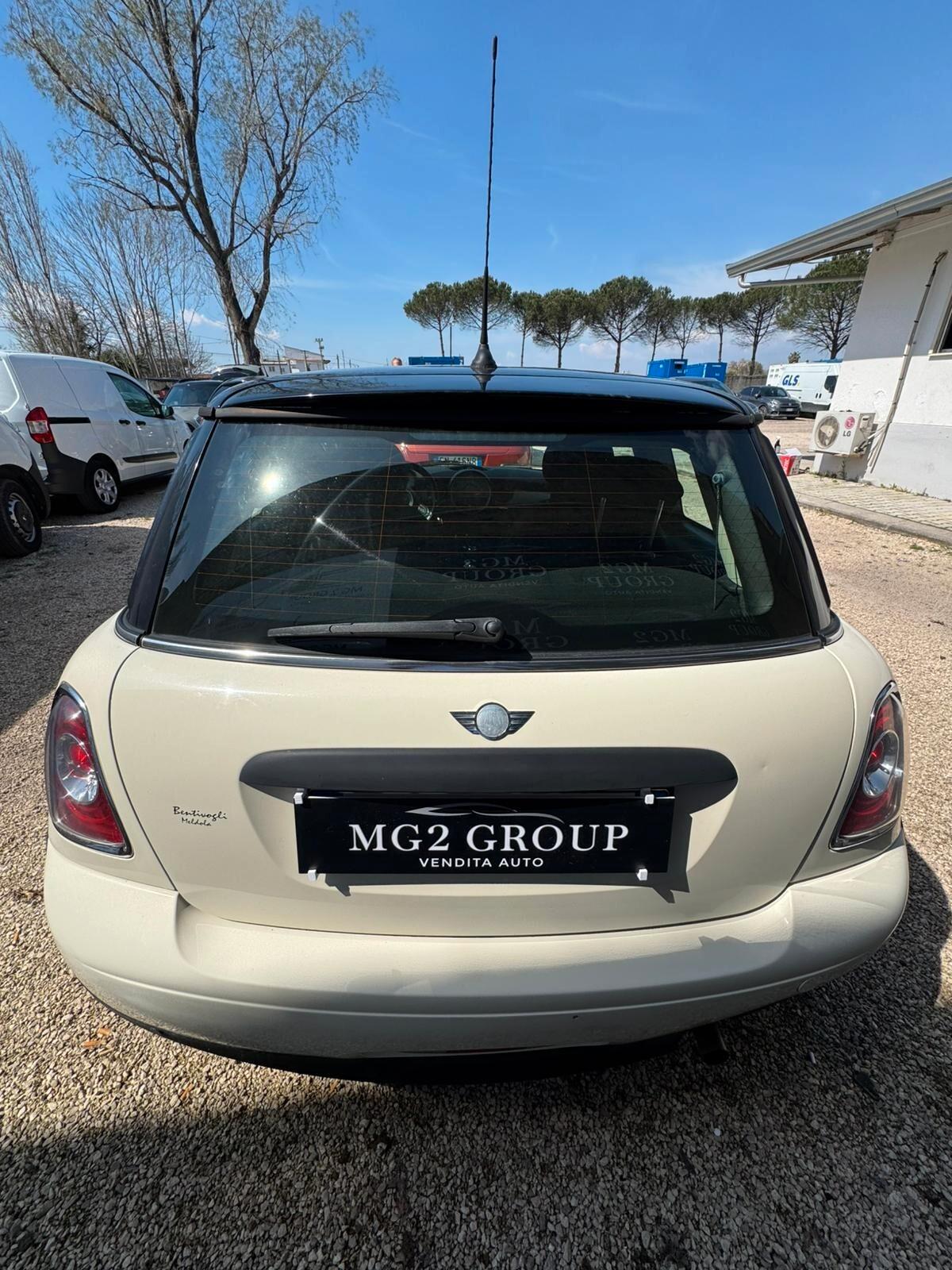 Mini 1.6 16V One (55kW)