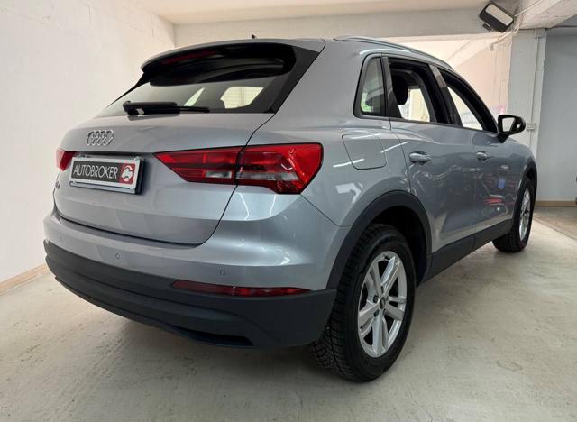AUDI Q3 35 TDI S tronic Business