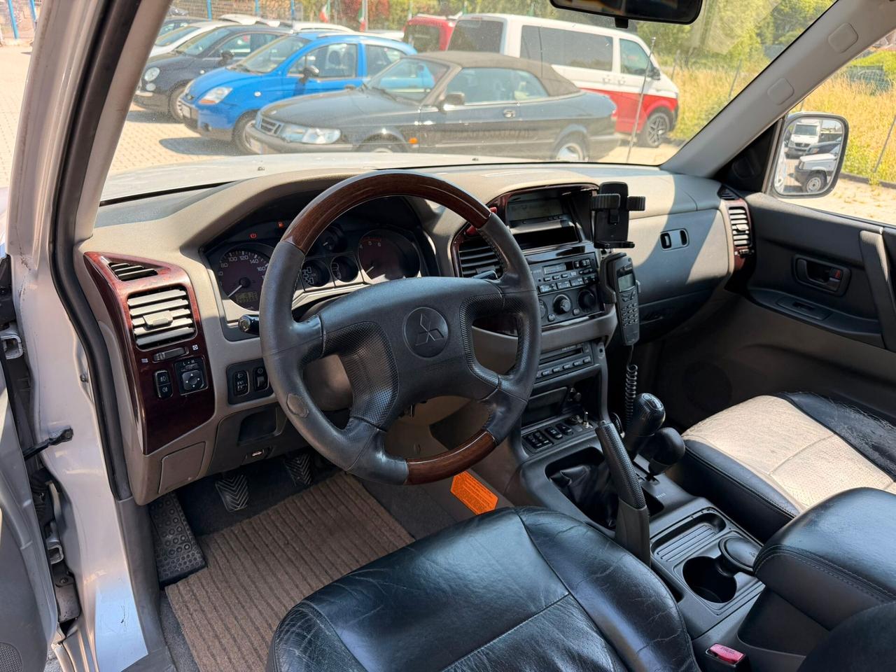 Mitsubishi Pajero 3.2 16V DI-D 3p. GLS1 4x4