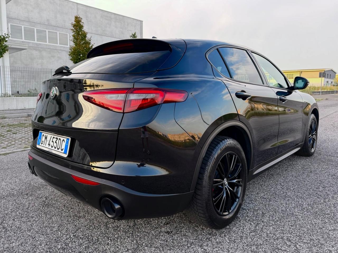 Alfa Romeo Stelvio 2.2 Turbodiesel 190 CV AT8 Q4 Sprint TotalBlack