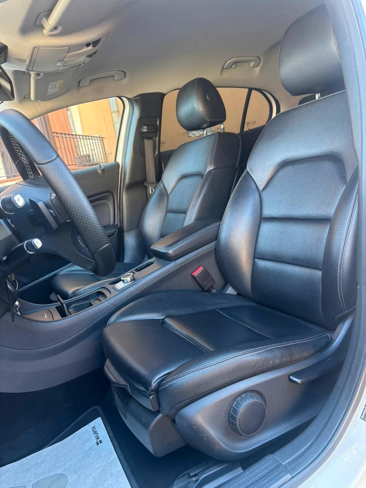 Mercedes-benz GLA 200 d Automatic Sport