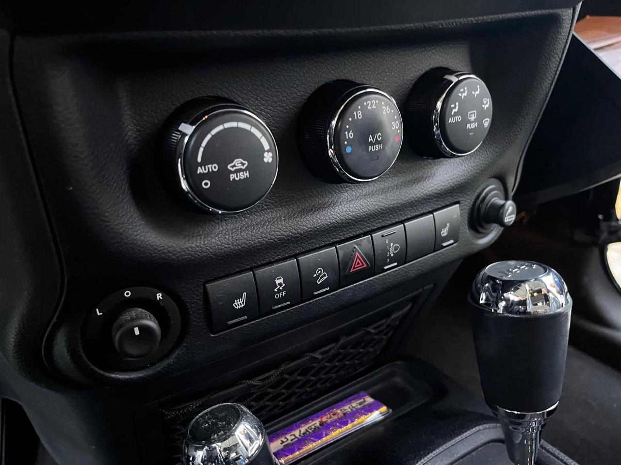 Jeep Wrangler 2.8 CRD DPF Sahara Auto