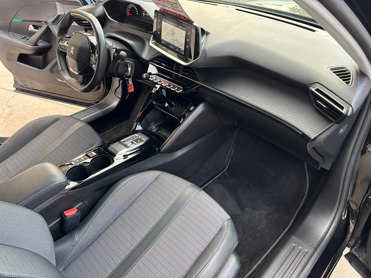 Peugeot 2008 BlueHDi 130 CV EAT8 Allure-2022