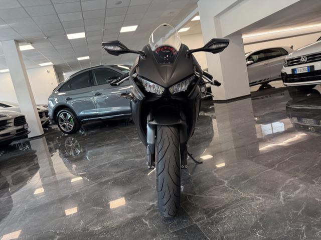 HONDA CBR 1000 RR Fireblade