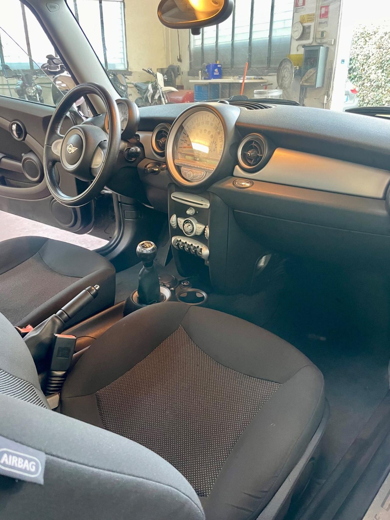 Mini 1.4 16V One ideale per neopatentati