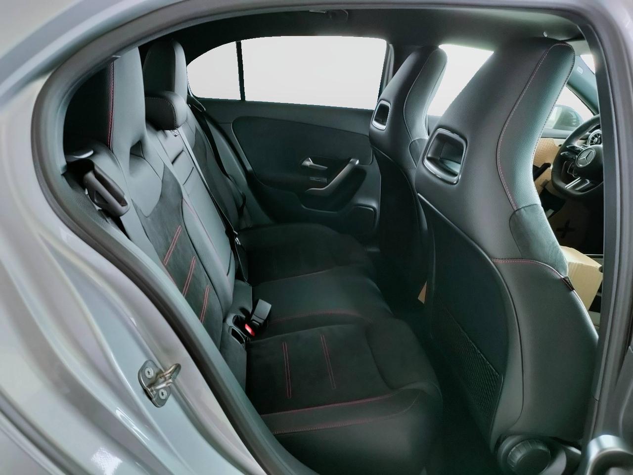 Mercedes-Benz A 180 d Automatic