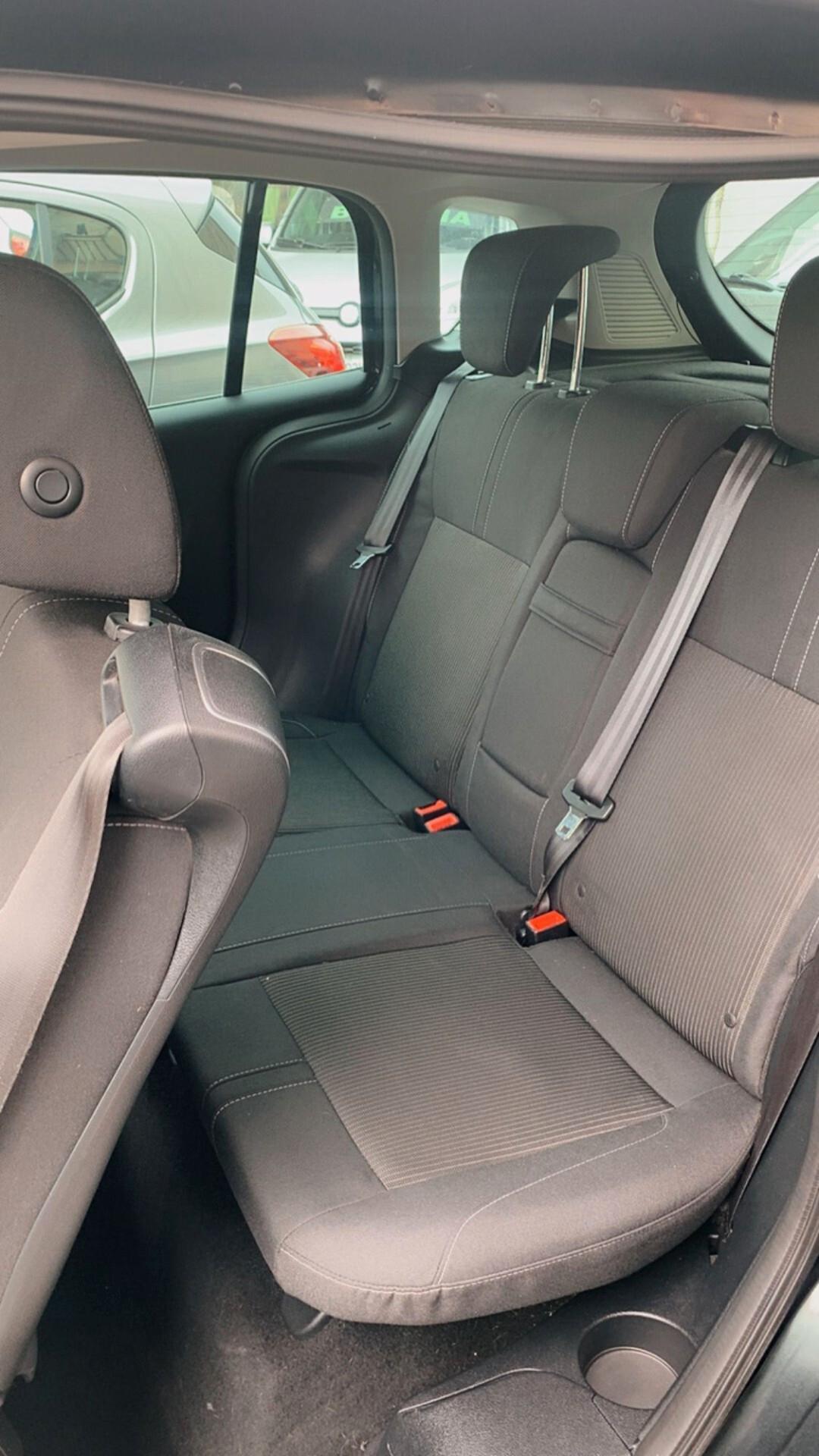 Ford B-Max 1.6 105 CV Pow. Business Titanium