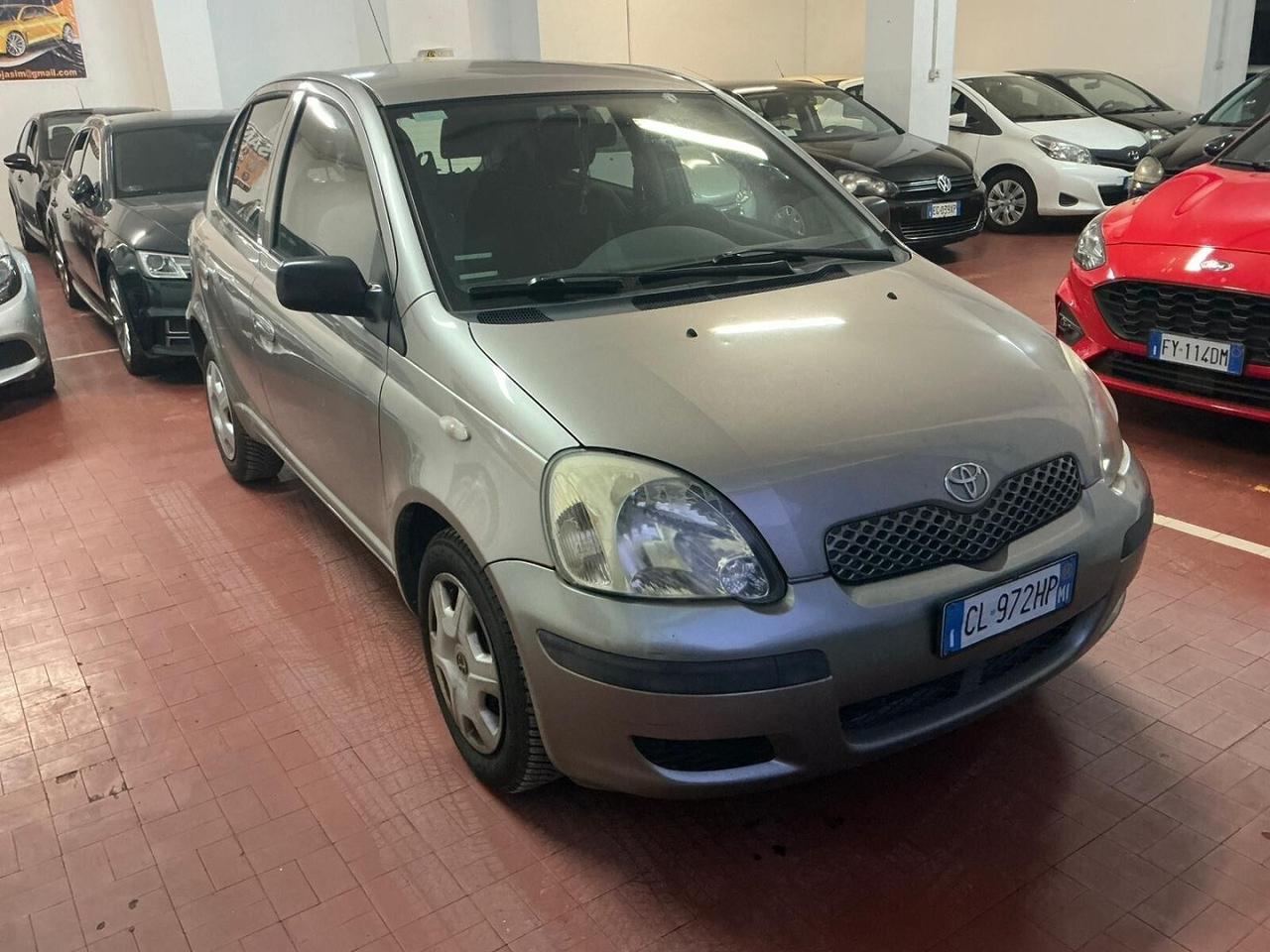 Toyota Yaris 1.0i 16V cat 5 porte 2004