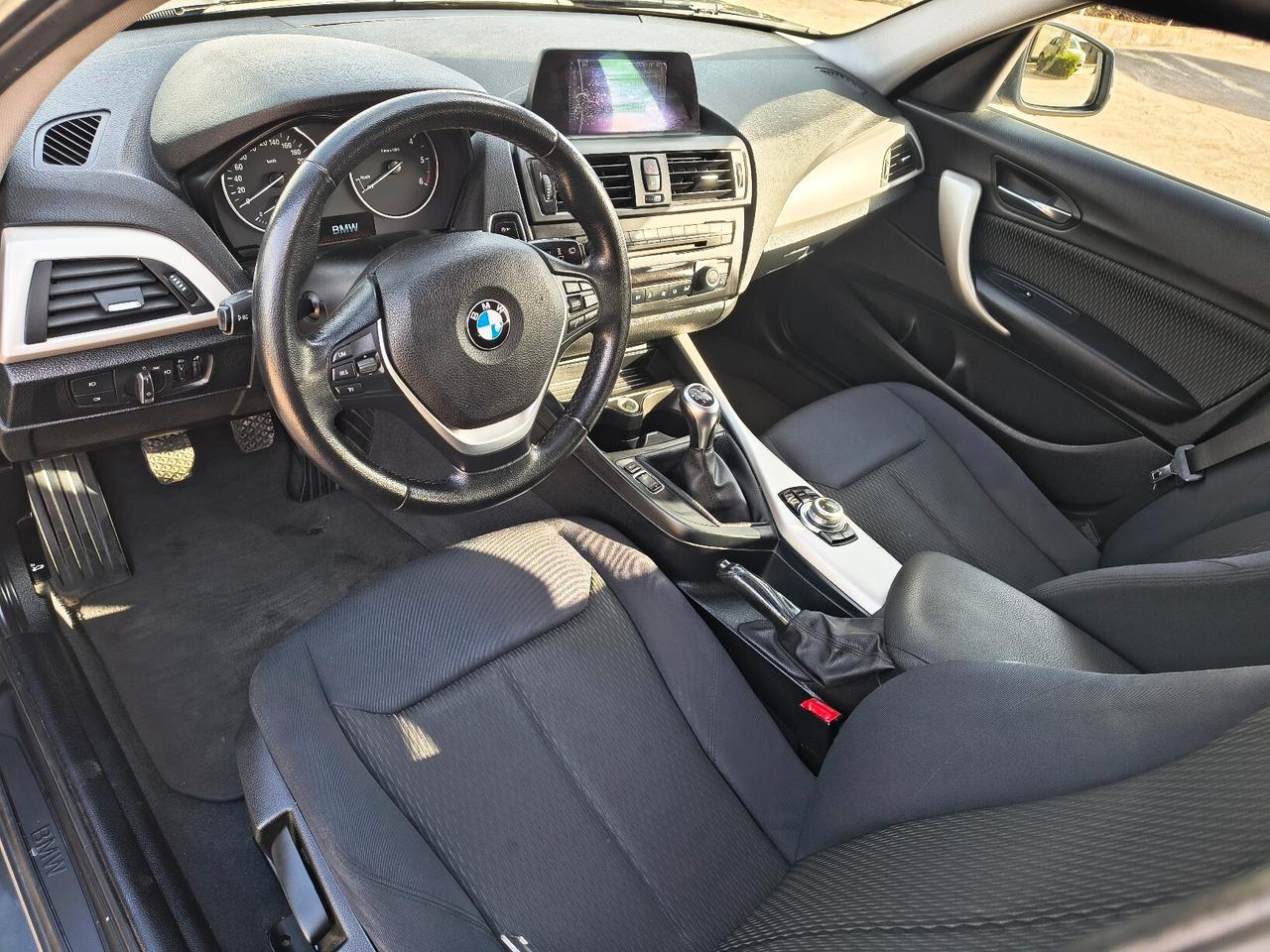 Bmw 116 116d 5p. Efficient Dynamics Business