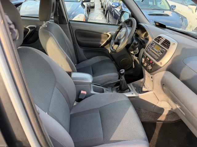 TOYOTA RAV 4 MY23 RAV4 2.0 Tdi D-4D cat 5 porte Sol