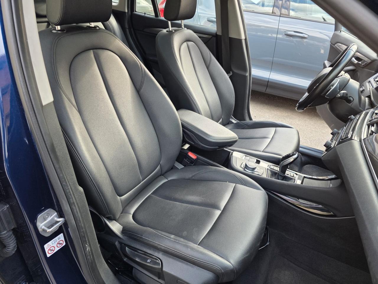 Bmw X1 xDrive18d xLine tettuccio , LED, pelle