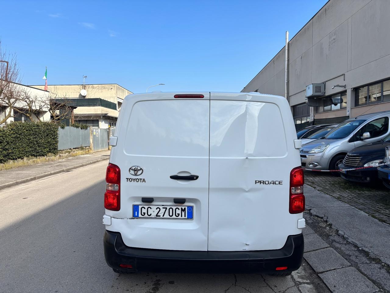 Toyota Proace 1.5D AUTOCARRO L1 |IVA INCLUSA|
