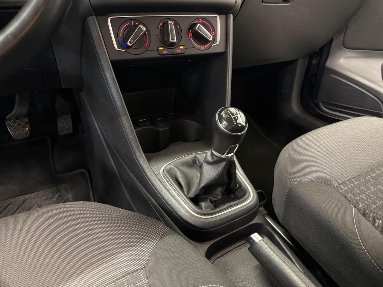 Volkswagen Polo 1.0 MPI 5p. Business Trendline
