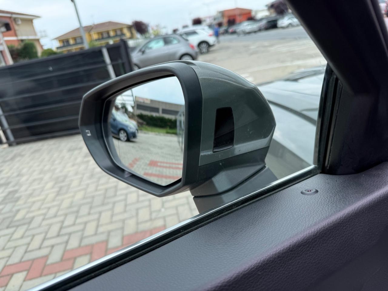 Audi Q3 40 TDI quattro S tronic 190CV .GANCIO TRAINO