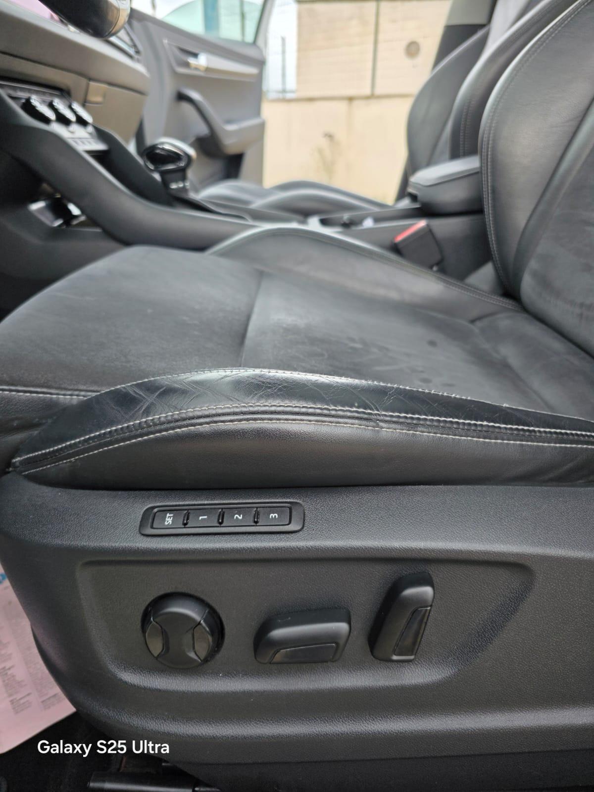 Skoda Karoq 2.0 TDI SCR 4x4 DSG Style 2018 STRAFULL