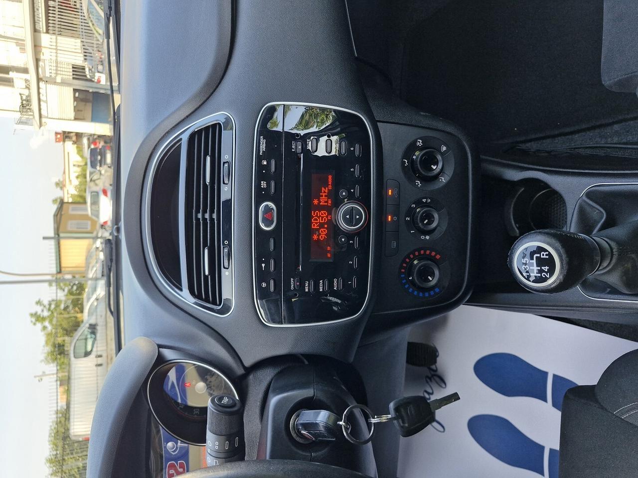 FIAT PUNTO 1.4 NATURAL POWER ANNO 2015 127000 KM