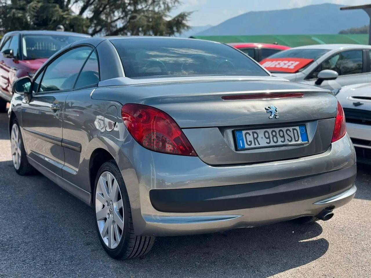 Peugeot 207 1.6 HDi 110CV CC Féline CABRIO