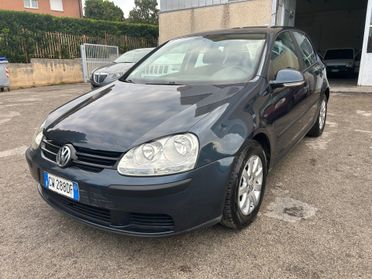 Volkswagen Golf 1.9 TDI 5p