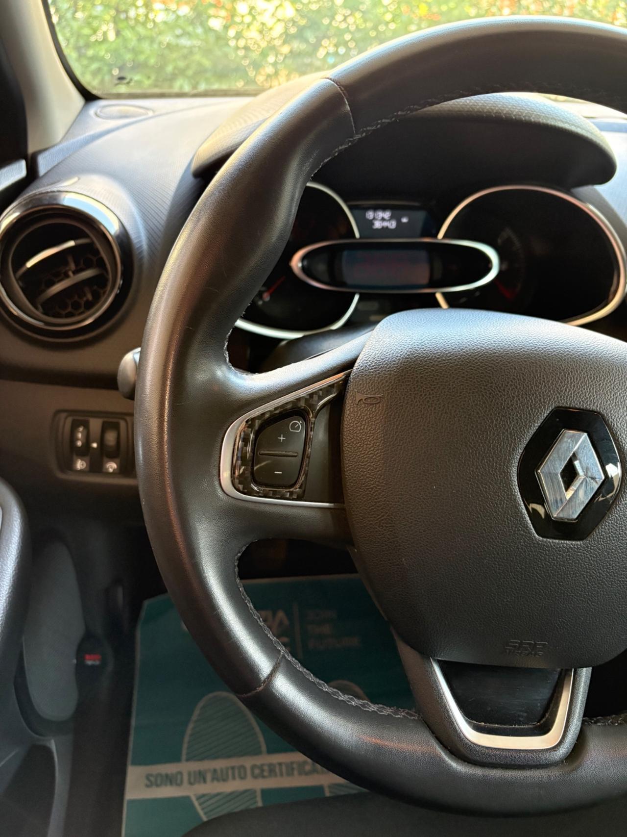 Renault Clio 1.2 75CV 5 porte Life limited