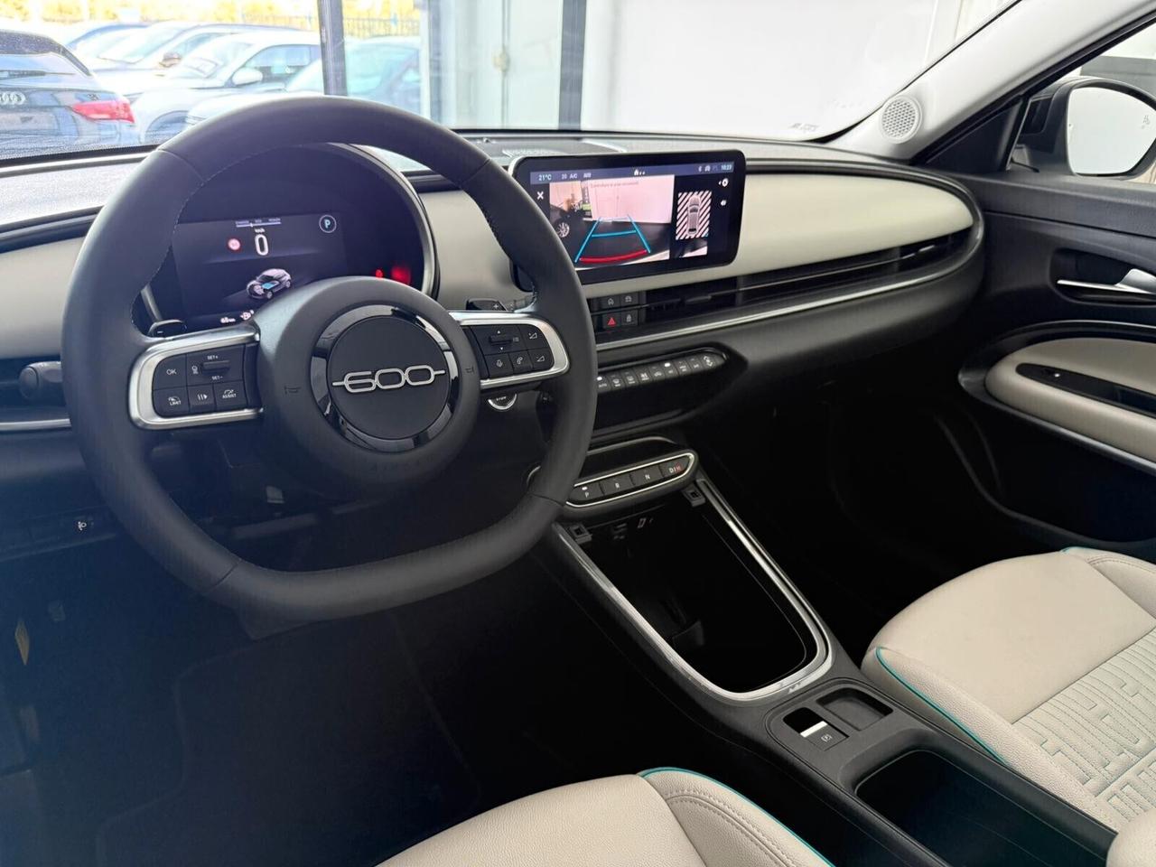 Fiat 600 Hybrid 100 CV DCT MHEV La Prima