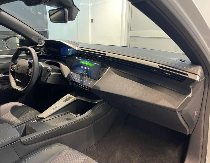 Peugeot 408 408 Hybrid 136 e-DCS6 GT