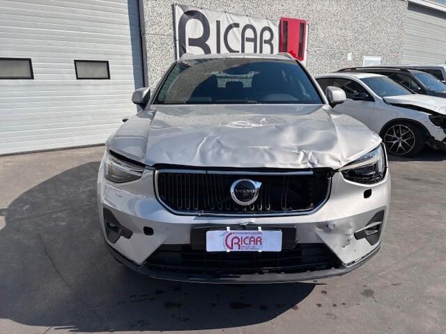 Volvo XC40 B3 automatico Core