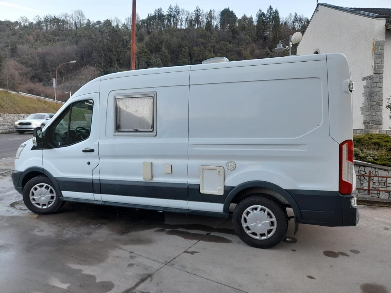 Ford Transit 2.2 TDCi Camperizzato