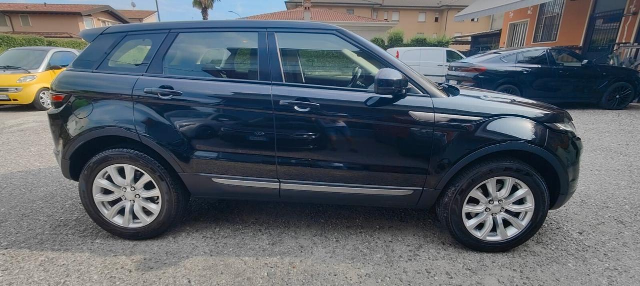 Land Rover Range Evoque 2.0 TD4 150 CV 5p. Pure