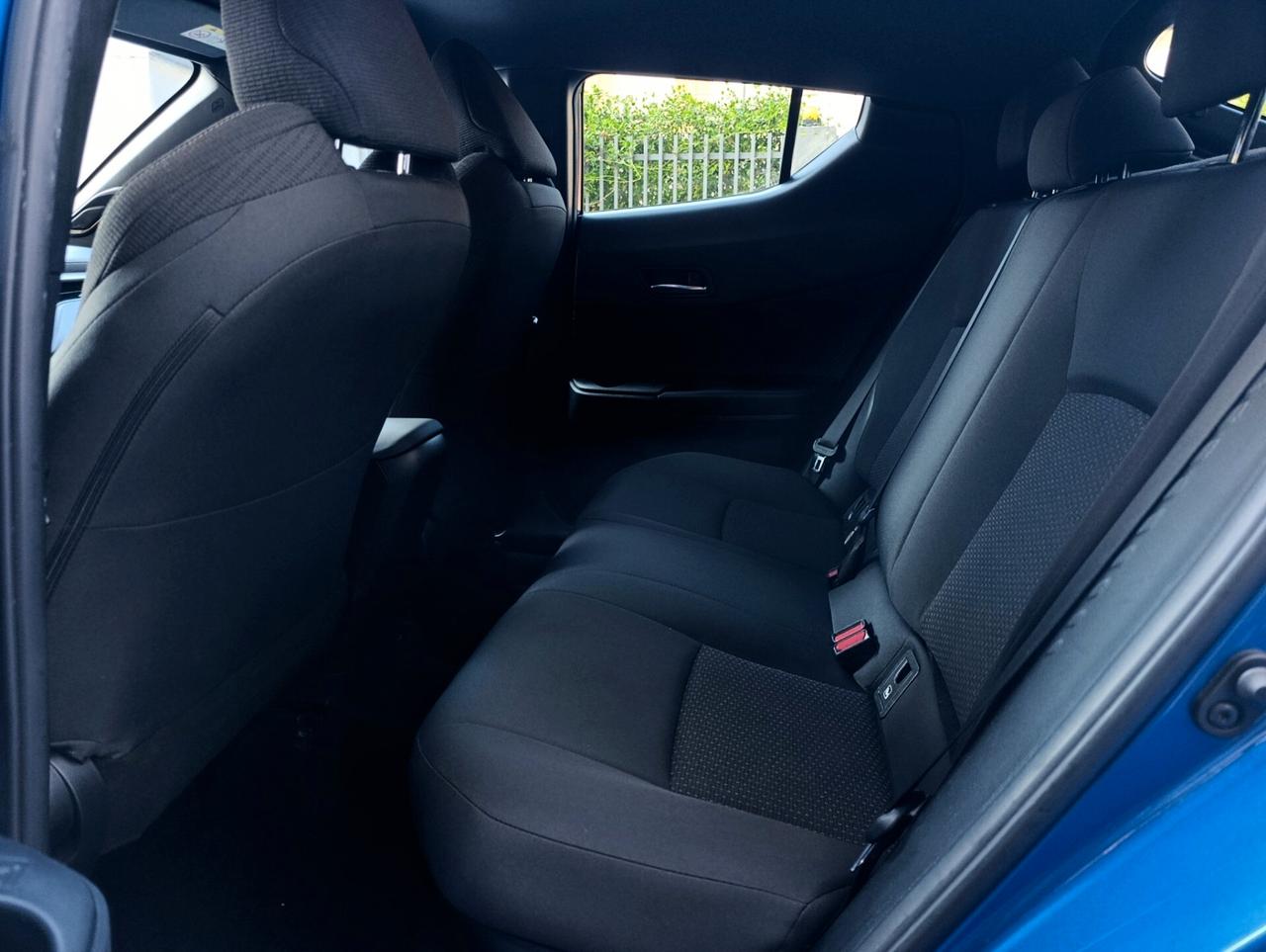 Toyota C-HR 1.8 Hybrid E-CVT Trend tagliandata Toyota