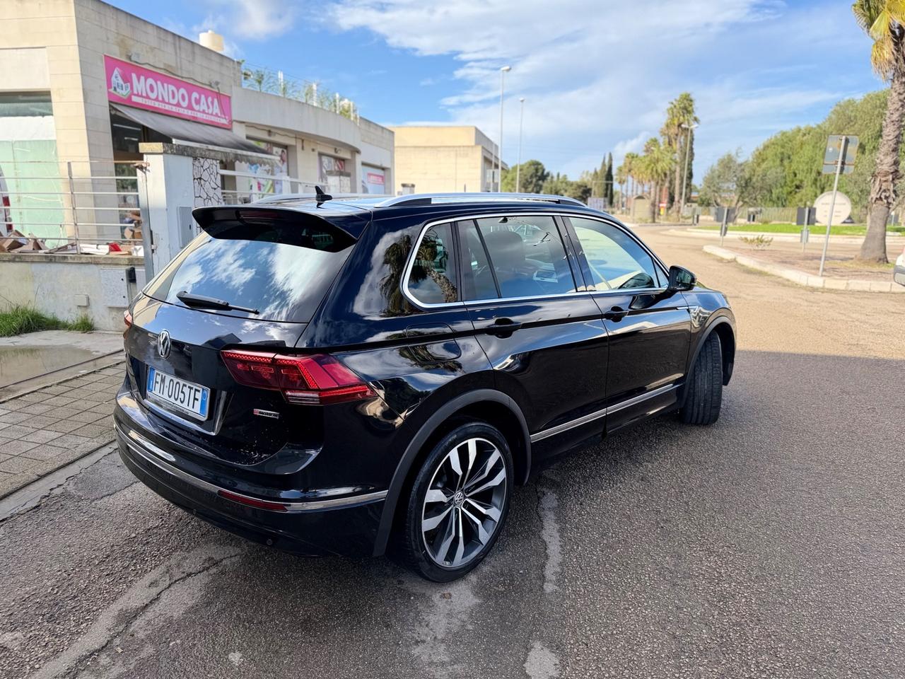 Volkswagen Tiguan 2.0 TDI SCR DSG 4MOTION R-Line – 110 kW