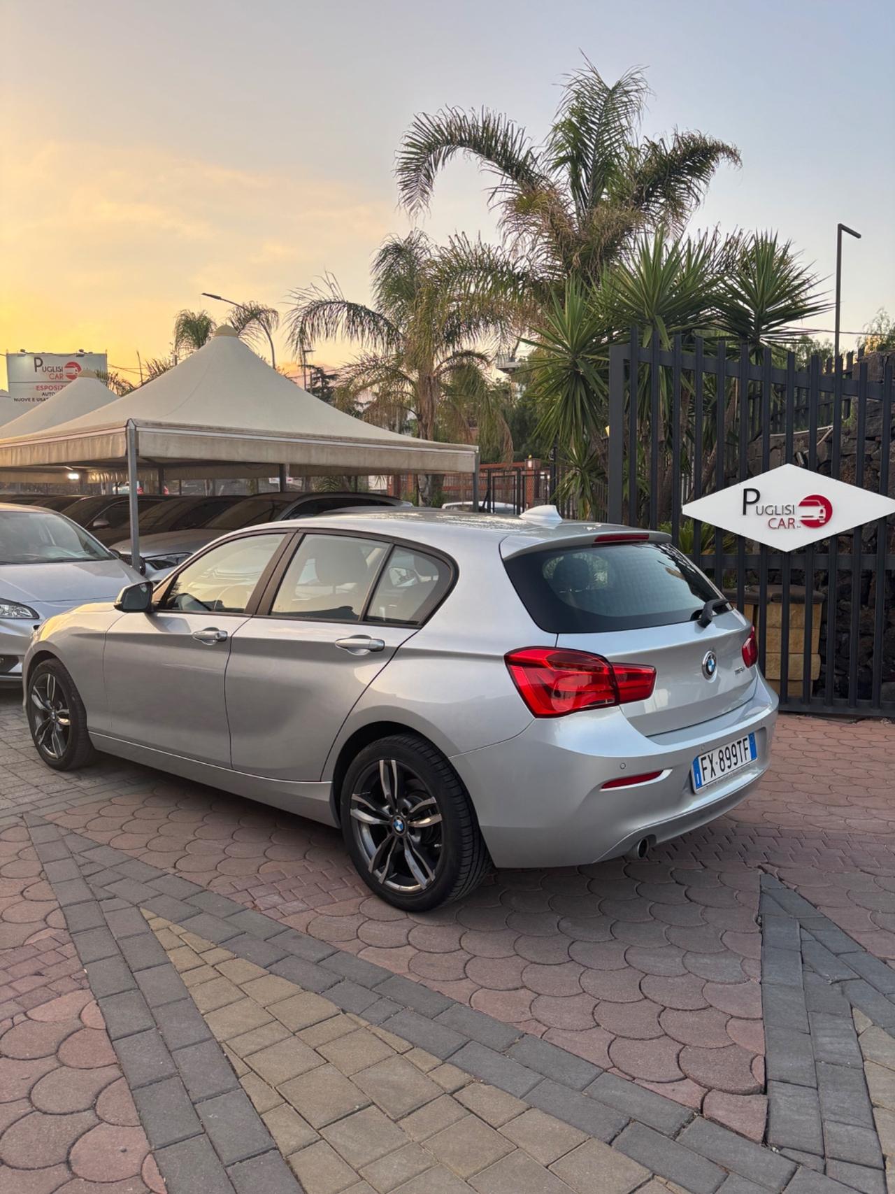 Bmw 118 118d 5p. Business Advantage