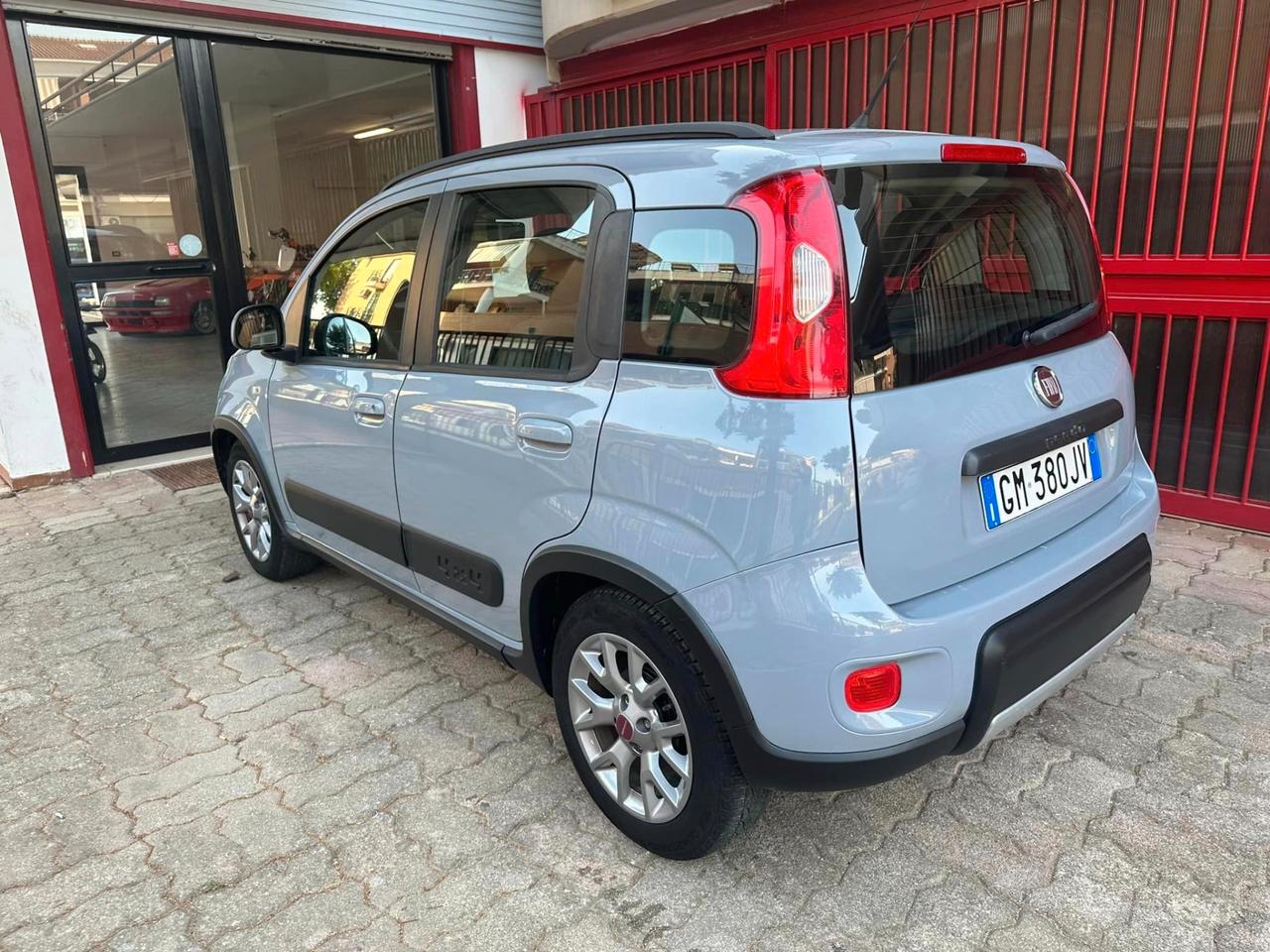 Fiat Panda 1.2 ALLESTIMENTO 4X4 36 MESI DI GARANZIA