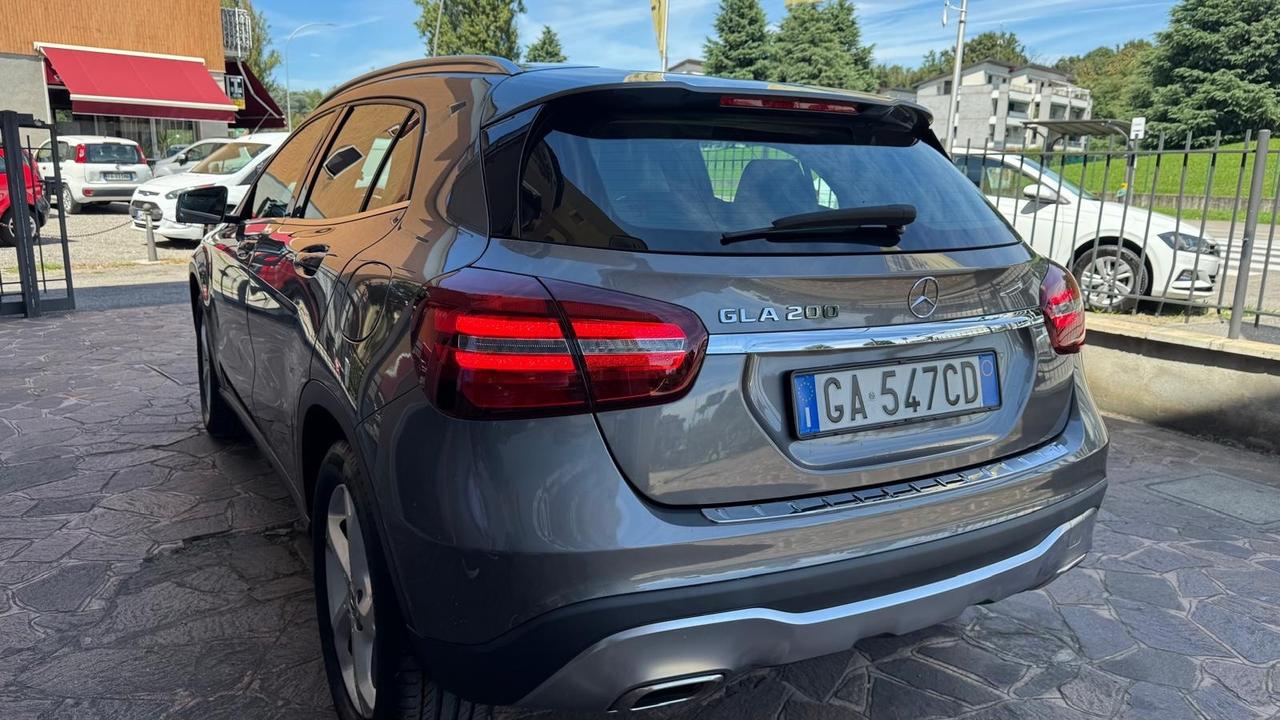 Mercedes-benz GLA 200 250 Automatic Premium