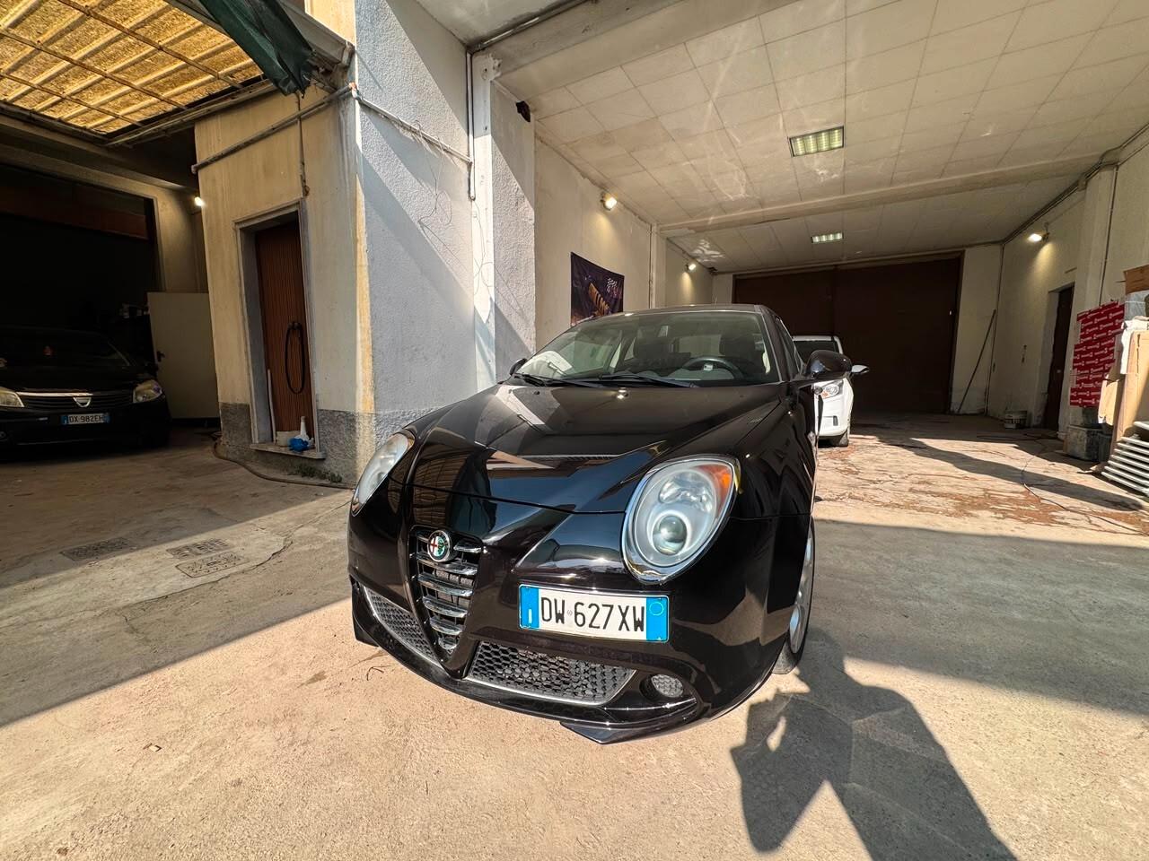 Alfa Romeo MiTo 1.6 JTDm 16V Distinctive Sport Pack